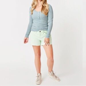 Carve Designs Mint Green Apparel Size 4